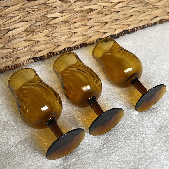 Hand Blown Cordial Amber Brown 4 ounces Wine Glass Drinking Glasses Set of 3 - Picture 3 of 8